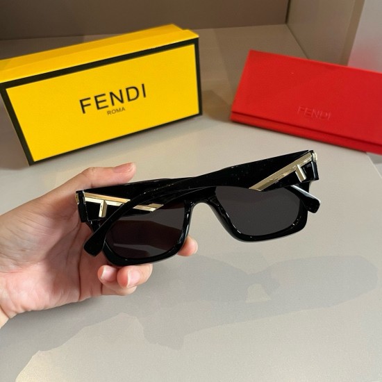 FENDI SUNGLASSES
