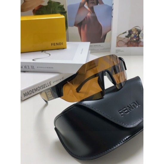 FENDI SUNGLASSES