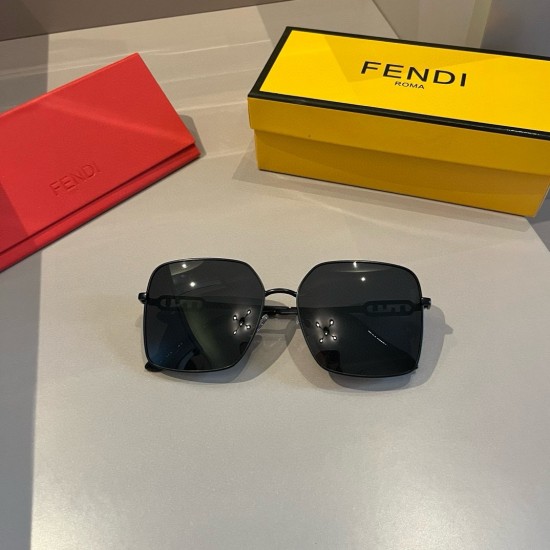 FENDI SUNGLASSES