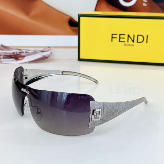 FENDI SUNGLASSES