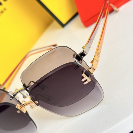 FENDI SUNGLASSES