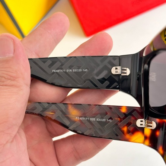 FENDI SUNGLASSES