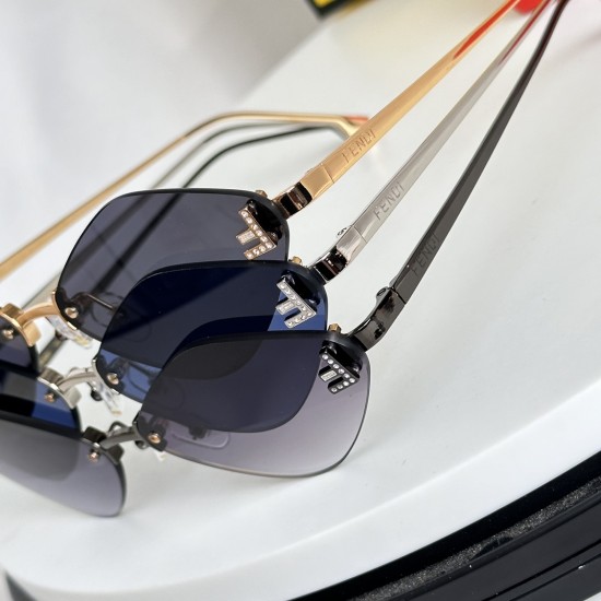 FENDI SUNGLASSES