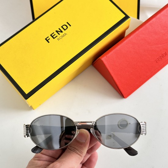 FENDI SUNGLASSES