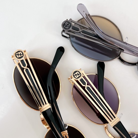FENDI SUNGLASSES