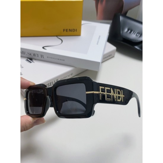 FENDI SUNGLASSES