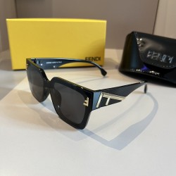 FENDI SUNGLASSES