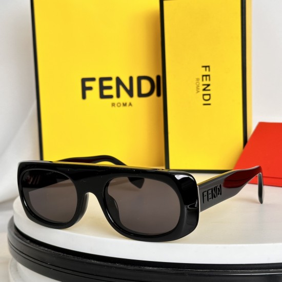 FENDI SUNGLASSES