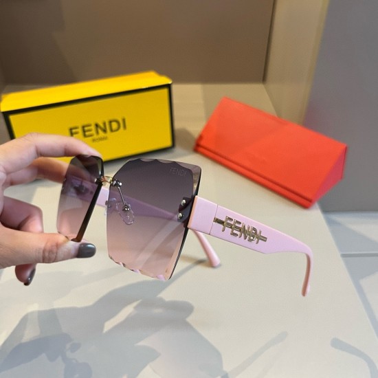 FENDI SUNGLASSES