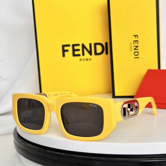 FENDI SUNGLASSES