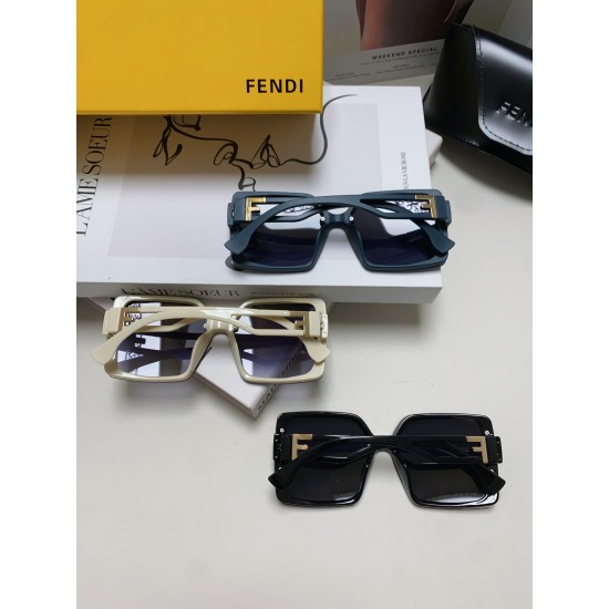 FENDI SUNGLASSES