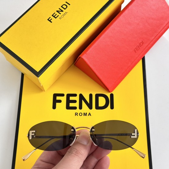 FENDI SUNGLASSES