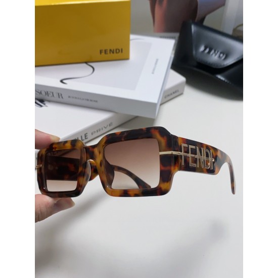 FENDI SUNGLASSES
