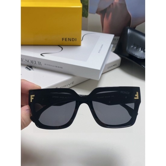 FENDI SUNGLASSES