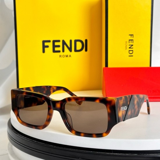 FENDI SUNGLASSES
