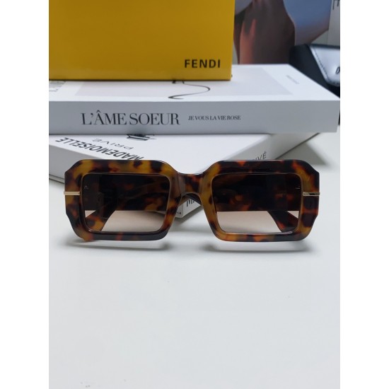 FENDI SUNGLASSES