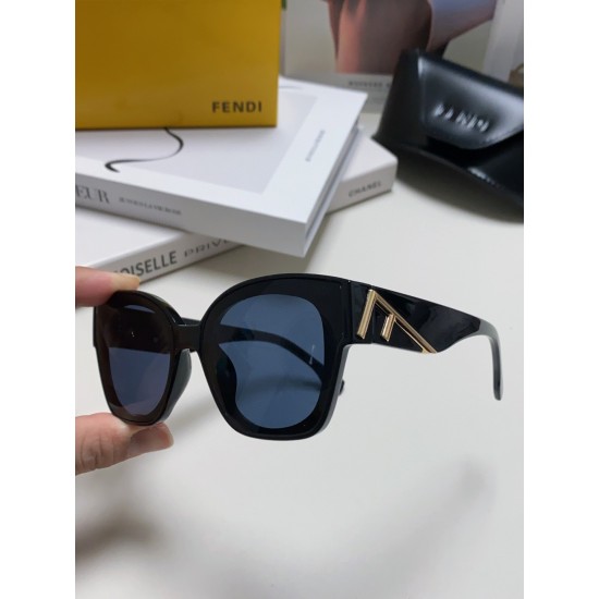 FENDI SUNGLASSES