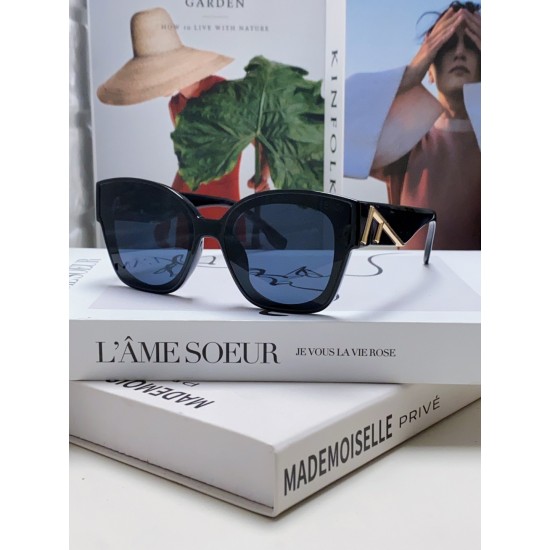 FENDI SUNGLASSES