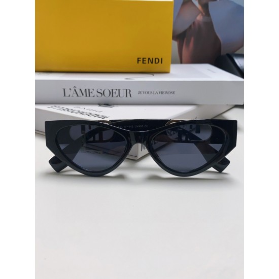 FENDI SUNGLASSES
