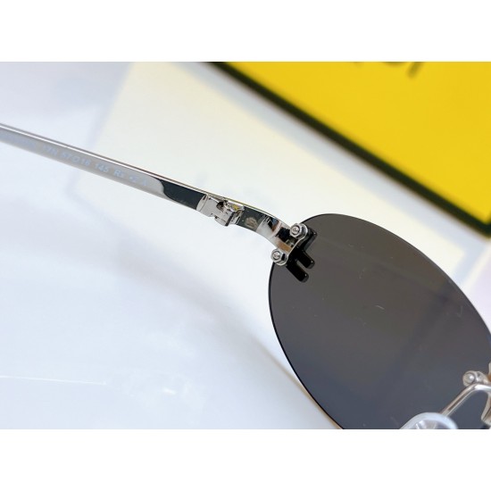 FENDI SUNGLASSES