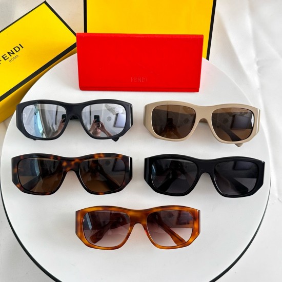 FENDI SUNGLASSES