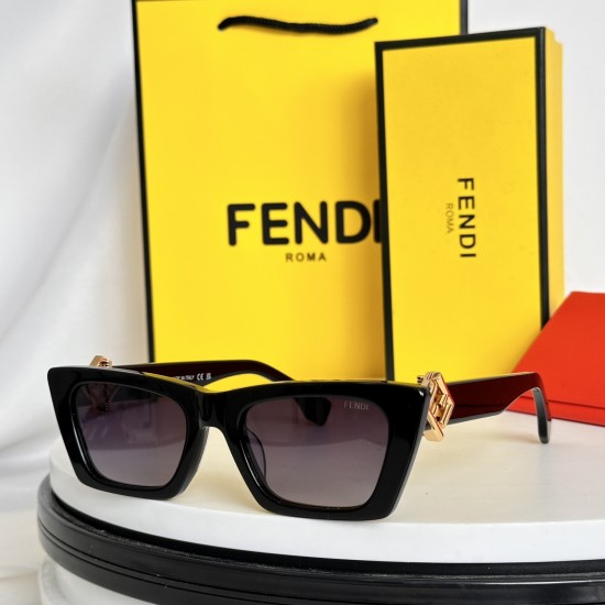FENDI SUNGLASSES