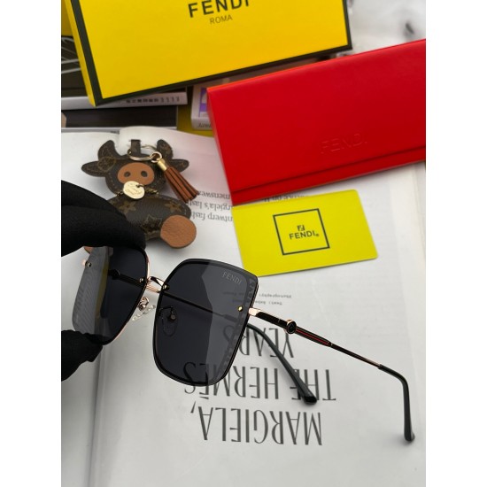 FENDI SUNGLASSES