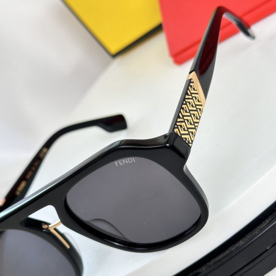 FENDI SUNGLASSES