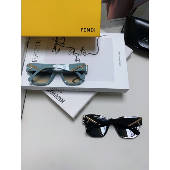 FENDI SUNGLASSES