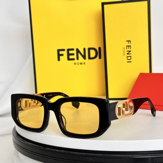 FENDI SUNGLASSES