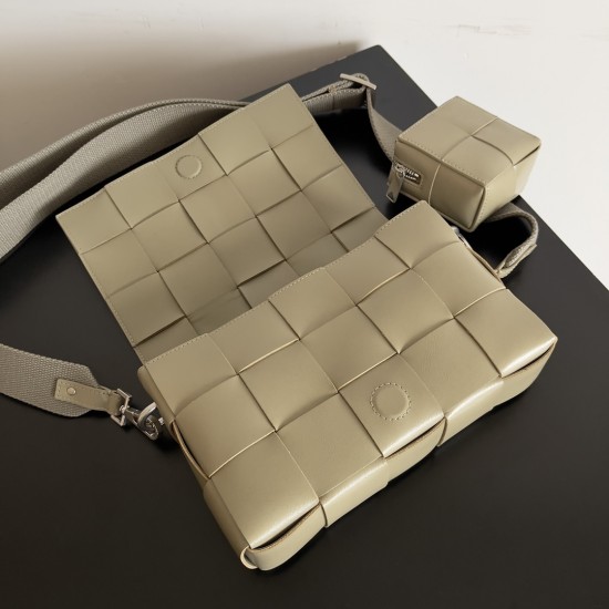 Bottega Veneta Cassette