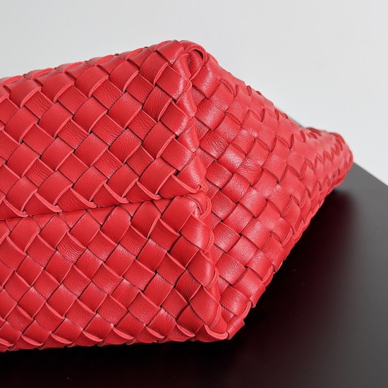 Bottega Veneta Mini Cabat