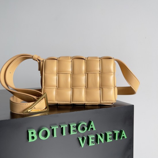 Bottega Veneta Cassette Bottega Veneta Cassette