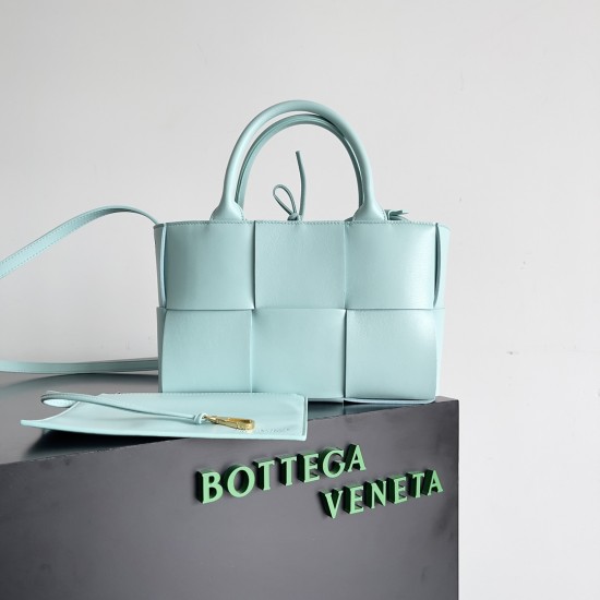 Bottega Veneta Arco Tote