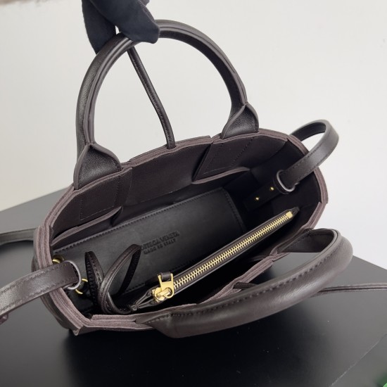 Bottega Veneta Mini Arco Tote