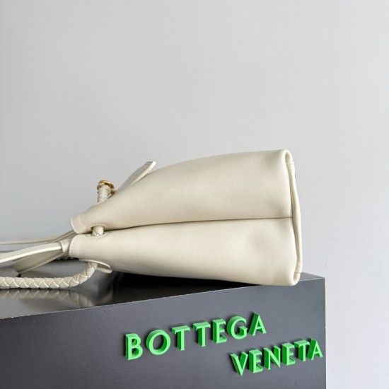 Bottega Veneta Medium Ciao Ciao