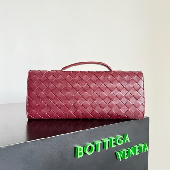Bottega Veneta Andiamo Clutch