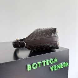 Bottega Veneta Wallace  Bottega Veneta Wallace