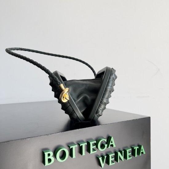 BottegaVeneta Knot Dinner bag