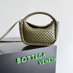 Bottega Veneta Small Cobble Top Handle Bottega Veneta Small Cobble Top Handle