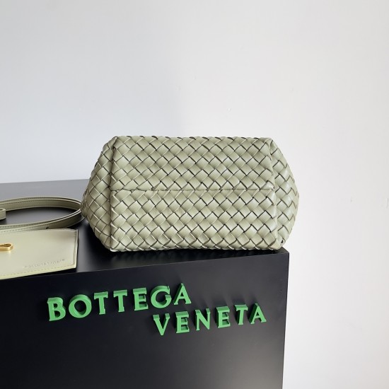 Bottega Veneta Mini Cabat