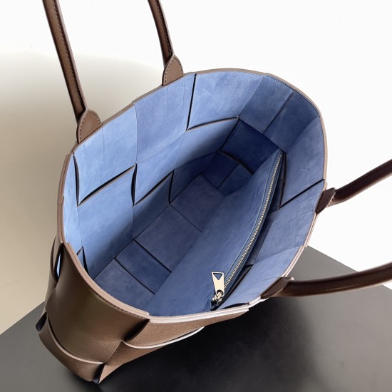 BottegaVeneta Arco Tote