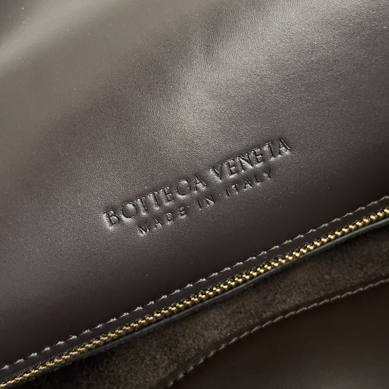 Bottega Veneta Liberta