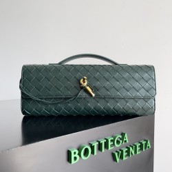 Bottega Veneta Andiamo Clutch Bottega Veneta Andiamo Clutch