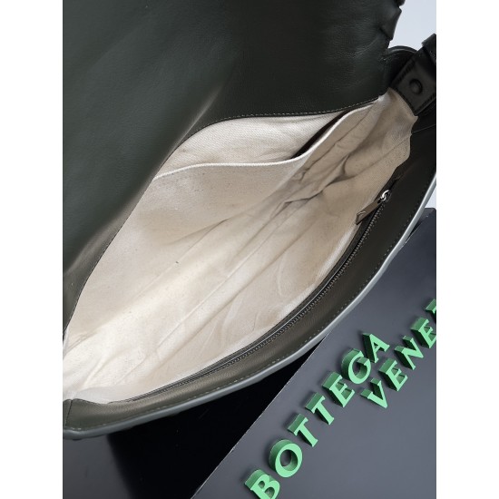Bottega Veneta Cobble