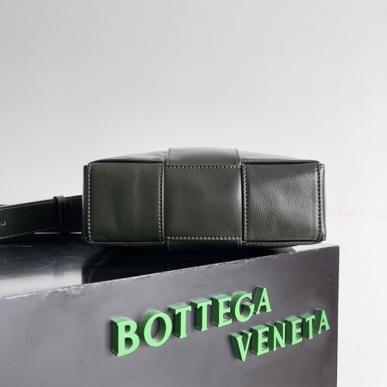 Bottega Veneta Cassette