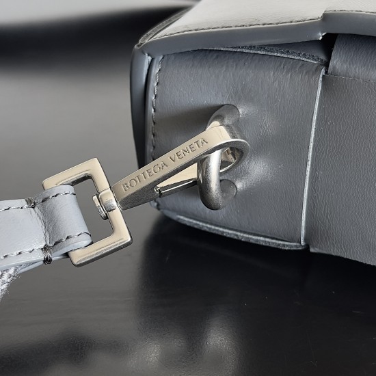 Bottega Veneta Cassette