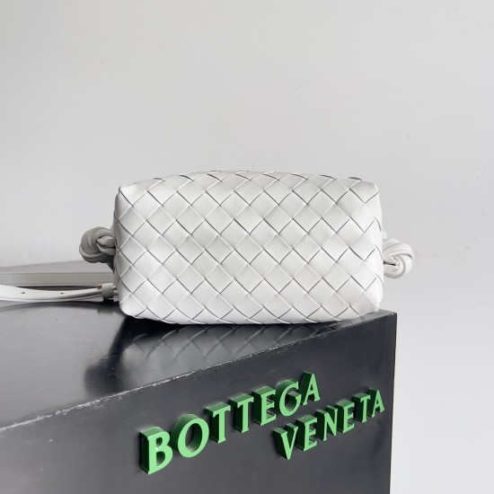Bottega Veneta Top Handle Loop