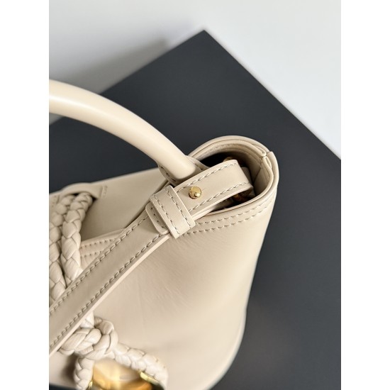 Bottega Veneta Small Liberta Bucket