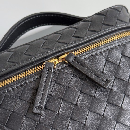 Bottega Veneta Soft Vanity